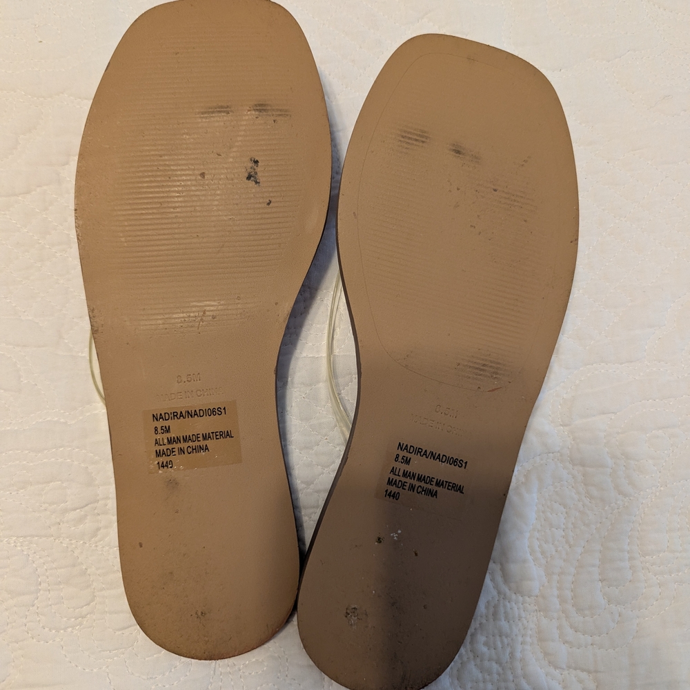 Steve Madden Nadia Rhinestone Trim Flip Flops - Picture 2 of 2